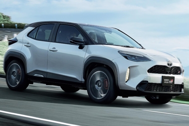 GR SPORT(ハイブリッド・2WD)