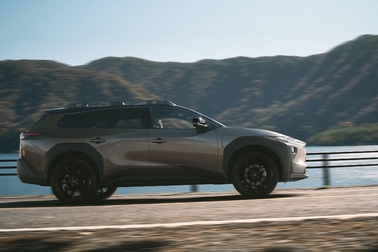 【モデル入り素材】Z（4WD）